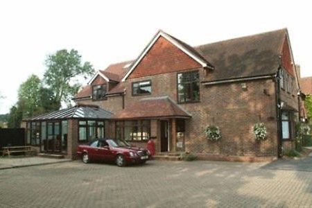 Hotel Gatwick House Horley Zewnętrze zdjęcie