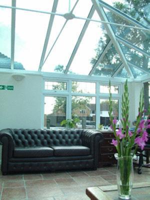 Hotel Gatwick House Horley Zewnętrze zdjęcie