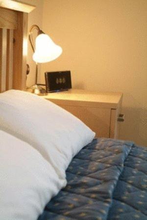 Hotel Gatwick House Horley Zewnętrze zdjęcie
